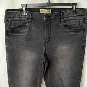Democracy black denim jegging